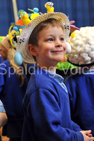 years-1-and-2-easter-bonnet-parade-at-monkshouse-primary-spalding-2